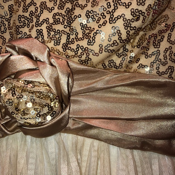 Trick Strapless Dress - Picture 2 of 4